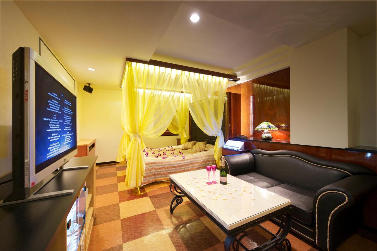 Hotel Park Inn (Adults Only) Higashimatsuyama Esterno foto